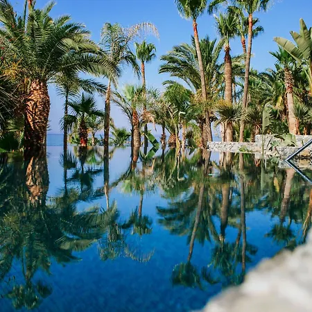 Amathus Residences *