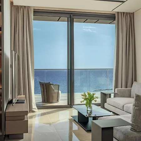 Amathus Residences Aparthotel *